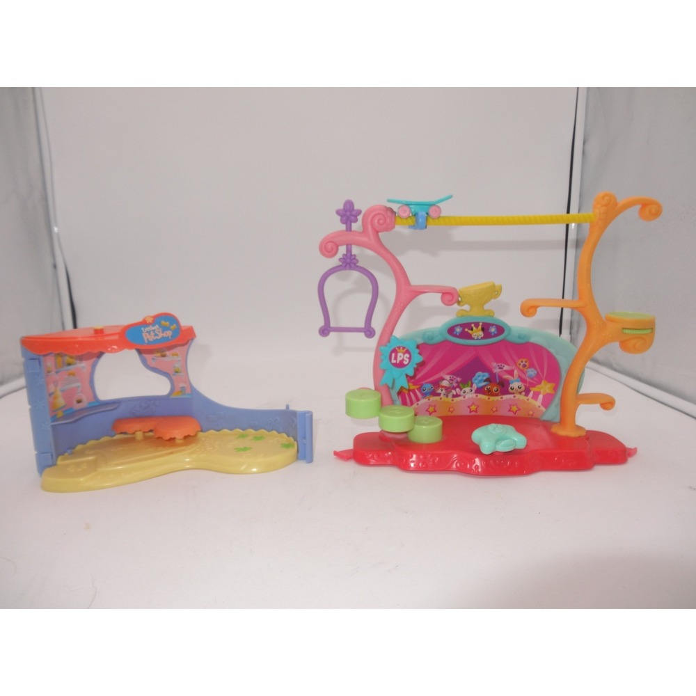 Littlest Pet Shop Tricks N Talents Show and Nooks Bakery Playset Lot